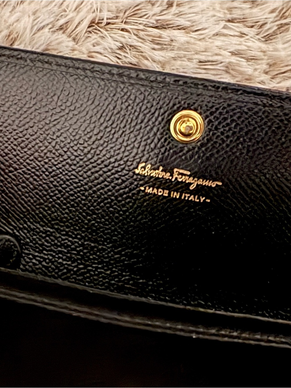 Salvatore Ferragamo Leather Vara Bow Wallet - Picture 4 of 5